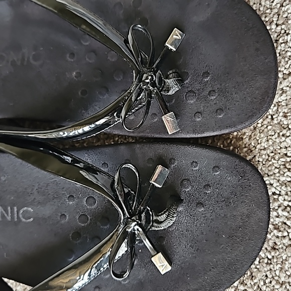 Vionic sandals size 8.5 - Picture 4 of 4